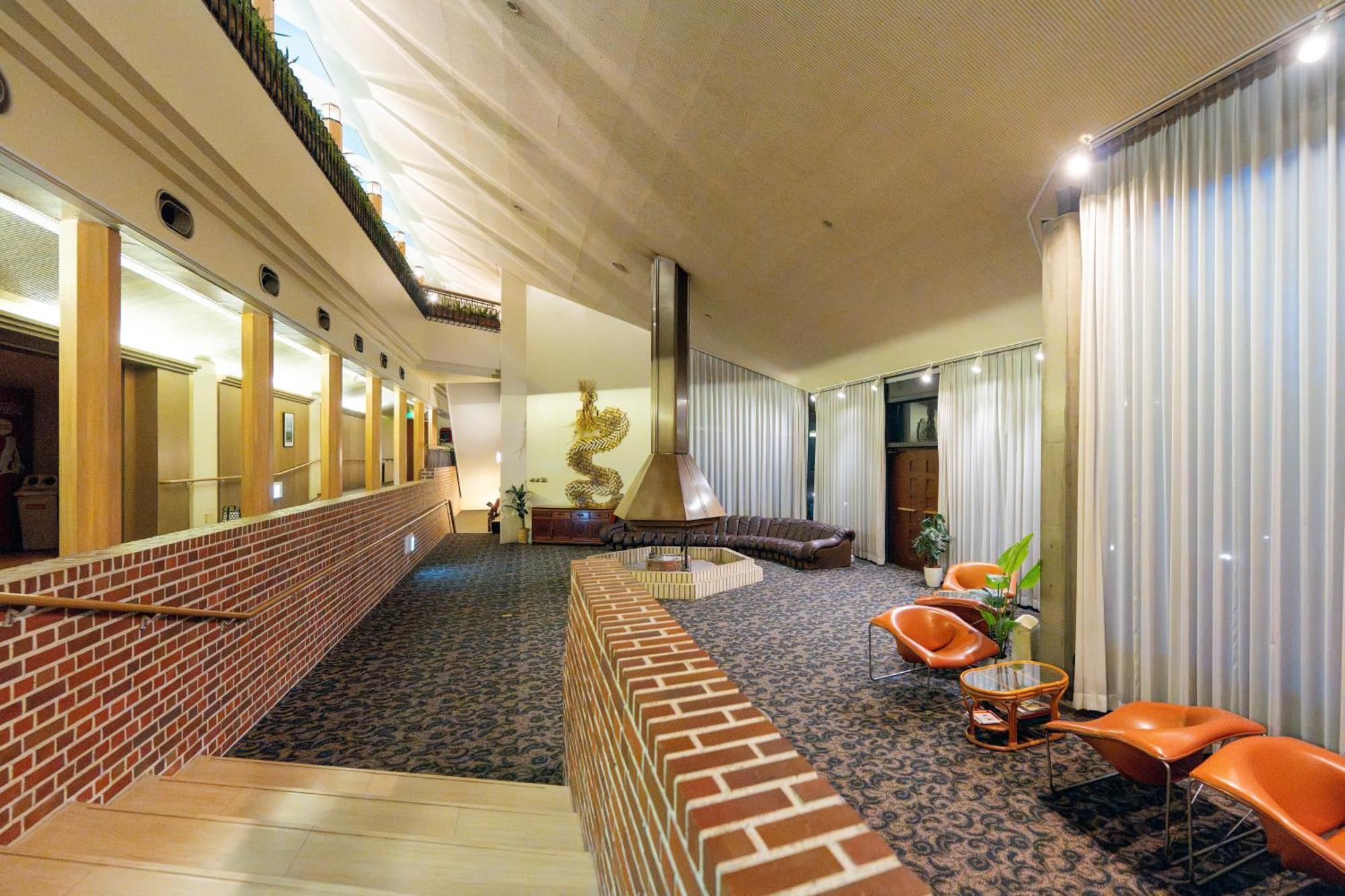 Hotel 富士祥栄会館 à Oyama  Extérieur photo